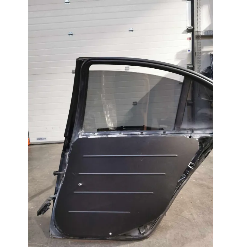 BMW E46 Limousine Hecktürverkleidungen Aluminium