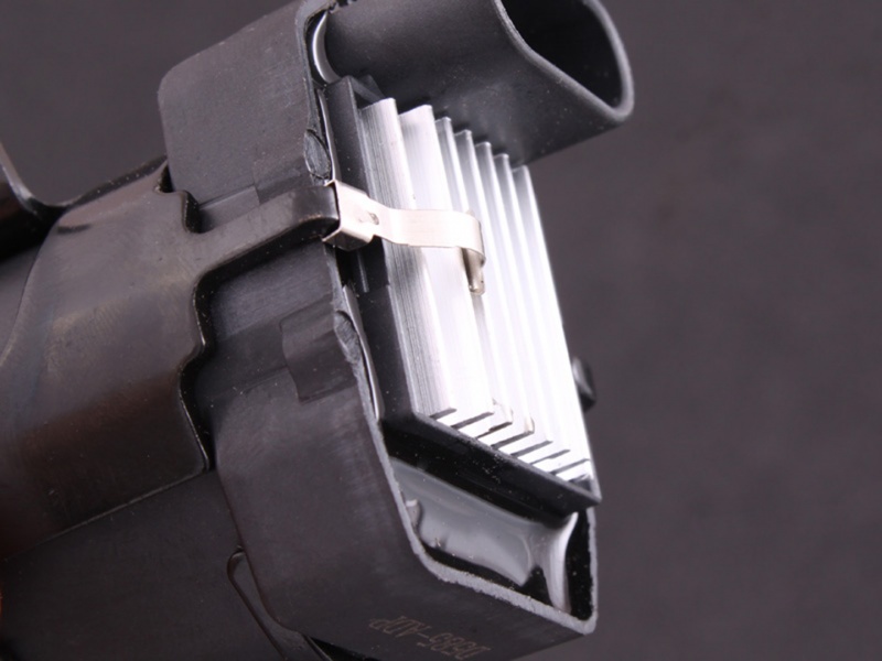 LS2-Zündspule mit integriertem Zündverstärker