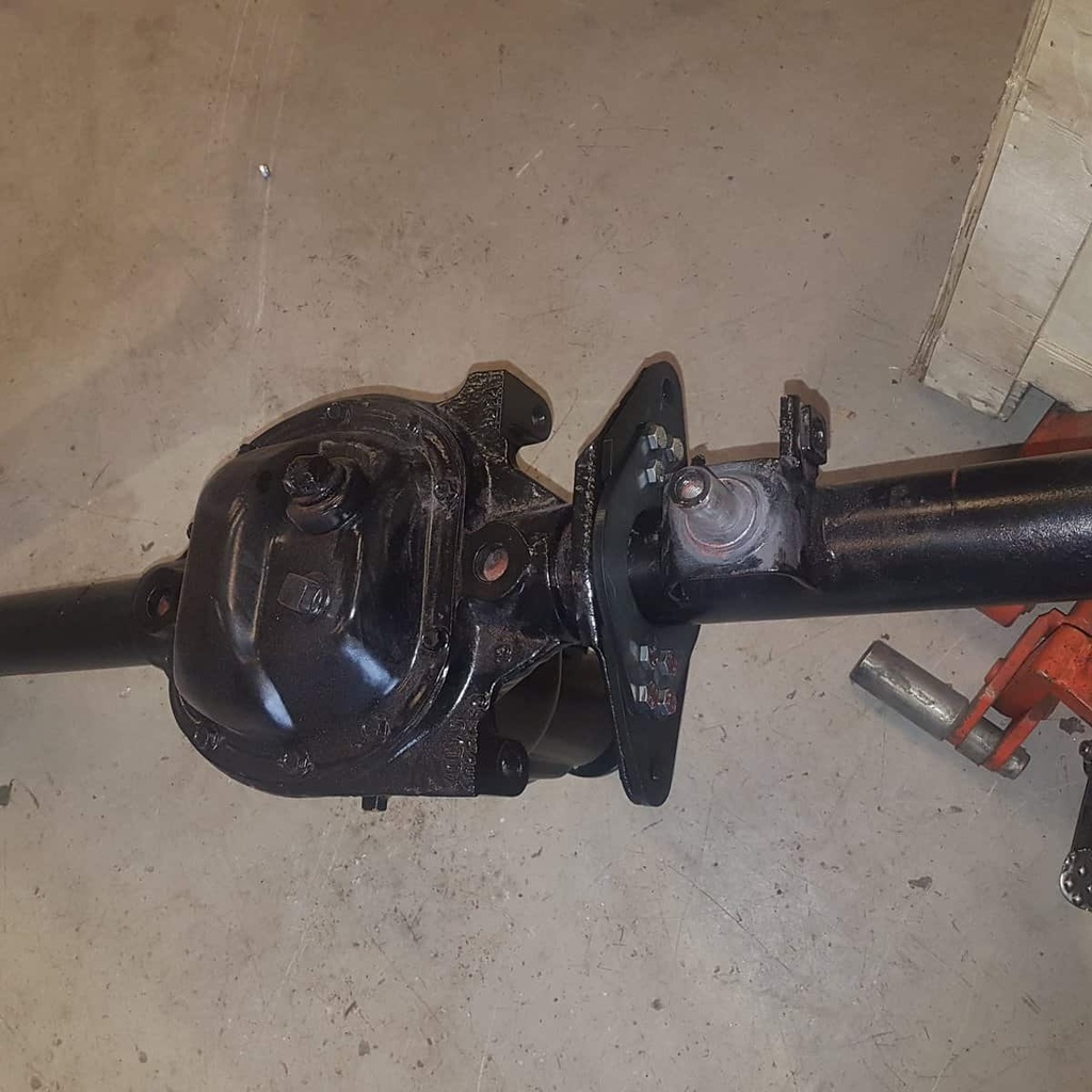 Tenaci Hinterachsverstärkung 740/940