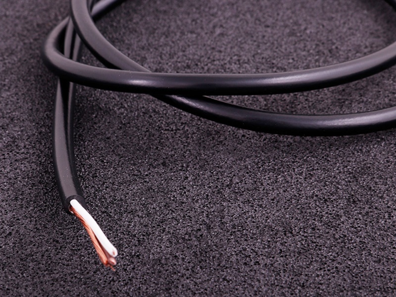 Abgeschirmtes Kabel 2-adrig schwarz