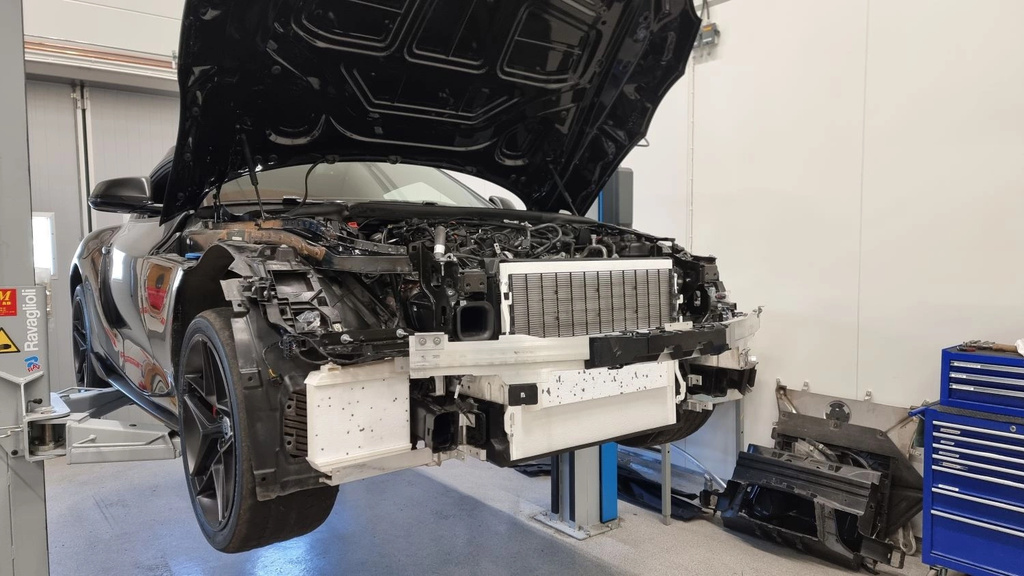 Zusätzlicher Kühler für BMW G-Serie und Toyota GR Supra A90