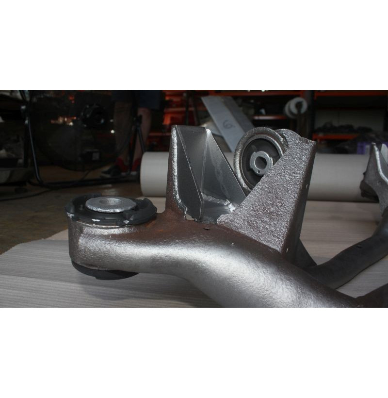 BMW E46 Verstärkung der hinteren Stabilisatorhalterung