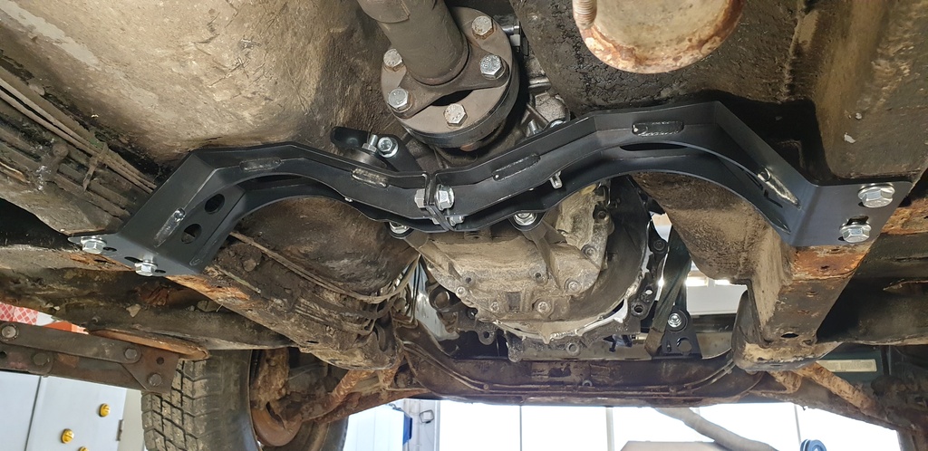 Getriebehalterung BMW ZF 6VXL - Volvo 240